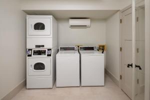 14 - CW Laundry Room, 08-2019